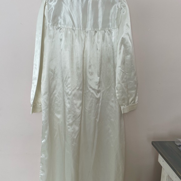 Vintage passport night gown size large - Picture 4 of 6